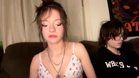 sophi scott online show from May 2026 07:49:01 AM