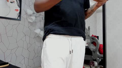 Snapshot of jackmacson chatting on December 2024 01:52:02 AM jackmacson online show from December 2024 01:52:02 AM