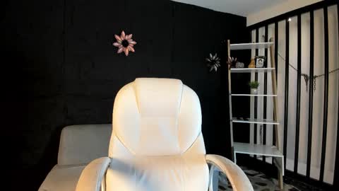 Snapshot of jackribas chatting on November 2025 05:17:01 AM Jack online show from November 2025 05:17:01 AM