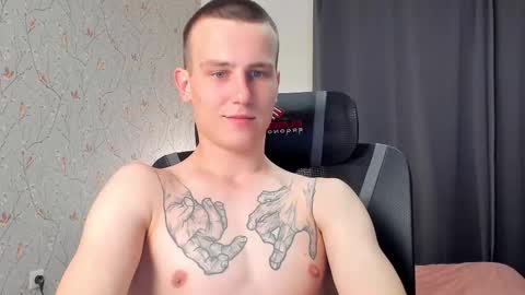 Nikolay online show from October 2025 08:16:02 PM