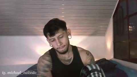 Michael Caicedo online show from May 2026 03:01:01 AM