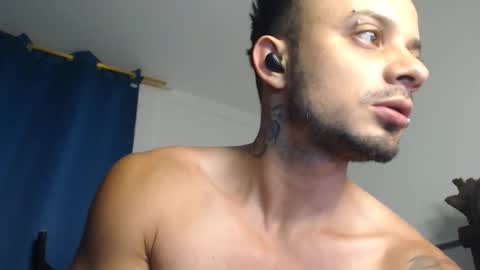 Snapshot of jacobjamess chatting on December 2024 11:39:01 PM jacobjamess online show from December 2024 11:39:01 PM