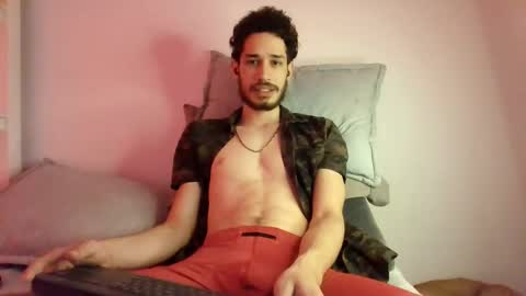 Snapshot of jacobmurphy2103 chatting on October 2025 03:02:02 PM JACOB ROBIN online show from October 2025 03:02:02 PM