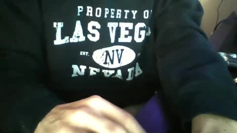 jacobraulsten01 online show from October 2025 01:47:01 AM