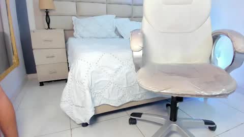 Snapshot of jacobrobeerts chatting on February 2025 07:59:01 AM Jacob online show from February 2025 07:59:01 AM