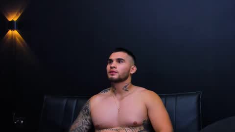 Snapshot of jacobsthorm chatting on February 2025 08:07:01 AM jacobsthorm online show from February 2025 08:07:01 AM