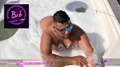 Snapshot of jacoob_woods chatting on January 2025 08:02:01 AM daddy sir master bear online show from January 2025 08:02:01 AM