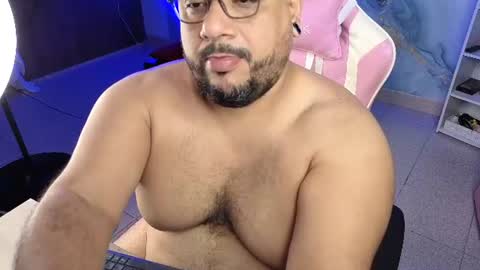 daddy sir master bear online show from July 2026 10:00:02 AM