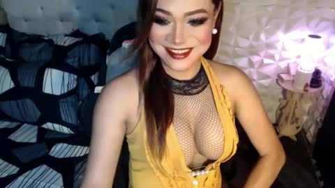 Snapshot of jacque_cole chatting on December 2024 01:34:01 AM Jacque online show from December 2024 01:34:01 AM