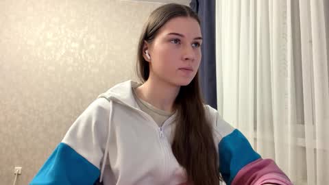 Snapshot of jacquelinesalsberg chatting on February 2026 04:27:02 PM Mira online show from February 2026 04:27:02 PM