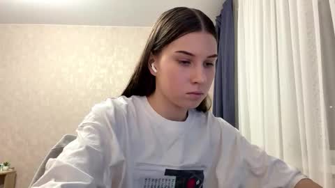 Snapshot of jacquelinesalsberg chatting on February 2026 03:27:02 PM Mira online show from February 2026 03:27:02 PM