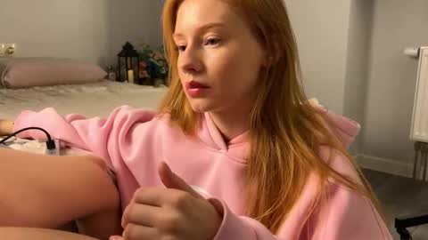 Jacques  Emily  online show from November 2025 10:02:01 PM