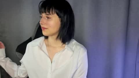 Sofia online show from February 2026 01:11:02 PM