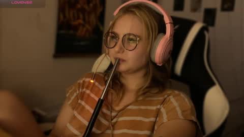 jacywinslat online show from September 2025 06:30:01 PM