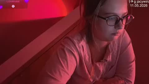 jacywinslat online show from May 2026 04:04:02 PM
