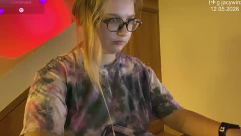 jacywinslat online show from May 2026 06:05:01 PM