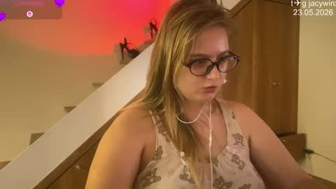 jacywinslat online show from May 2026 09:57:01 AM