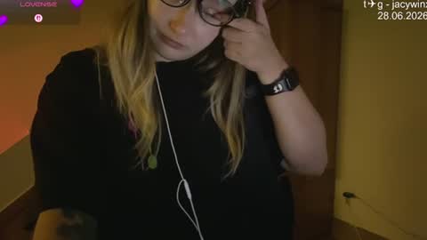 jacywinslat online show from June 2026 03:07:01 PM