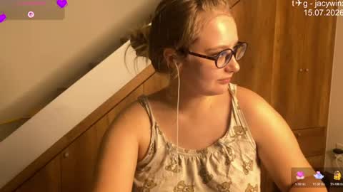 jacywinslat online show from July 2026 08:47:02 PM