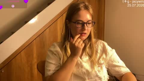 jacywinslat online show from July 2026 12:08:01 AM