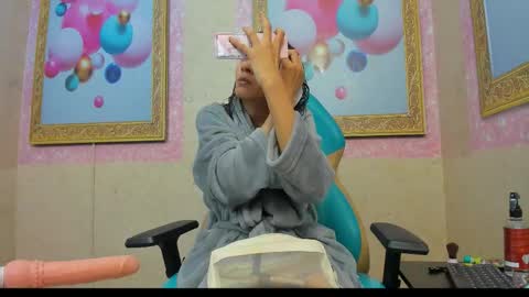 Jadde Greyy  online show from February 2026 07:18:01 PM