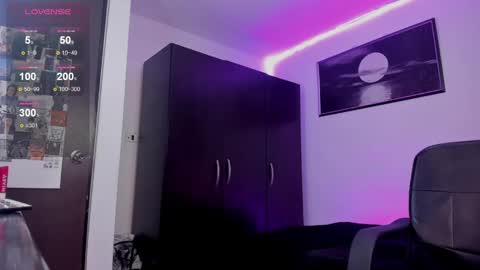 jade_candy21 online show from January 2025 01:19:01 PM