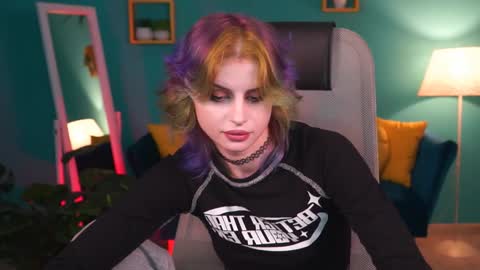 jade_castle online show from January 2025 08:22:01 AM