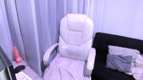 Snapshot of jade_connor chatting on February 2026 09:00:02 PM jade_connor online show from February 2026 09:00:02 PM