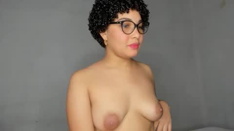 Jadeleidy Dorthini online show from December 2025 11:34:02 PM