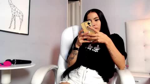 karlla scarlet online show from December 2024 04:06:01 AM