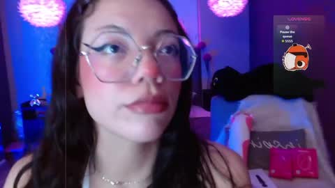 Snapshot of jade_storm_ chatting on April 2026 09:19:01 PM JADE online show from April 2026 09:19:01 PM