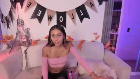 Snapshot of jade_ws chatting on October 2025 03:27:02 AM Jade online show from October 2025 03:27:02 AM