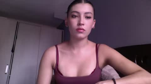 Jade online show from July 2026 09:40:02 PM
