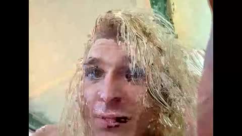 jadedmoshier online show from May 2026 12:38:01 AM