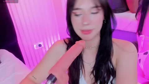 Snapshot of jadee_reed chatting on February 2026 06:37:01 AM Jade Red online show from February 2026 06:37:01 AM