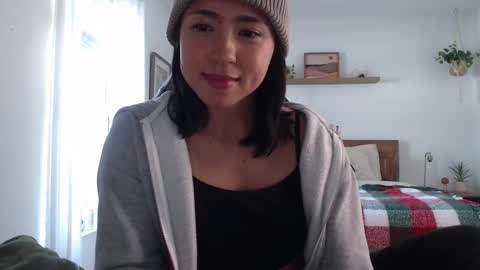 Snapshot of jadelove_ chatting on January 2025 09:12:01 PM Jade Love online show from January 2025 09:12:01 PM