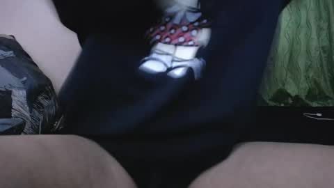 Snapshot of jademadisson chatting on October 2025 03:23:02 PM jade online show from October 2025 03:23:02 PM