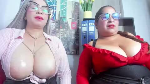 JADEMOOMS online show from October 2025 01:16:02 AM