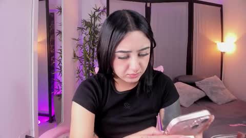 Snapshot of jademorwen chatting on October 2025 02:51:02 PM JADE online show from October 2025 02:51:02 PM