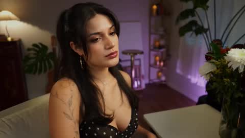 Snapshot of jadeperez_ chatting on October 2025 12:33:01 AM Jade online show from October 2025 12:33:01 AM