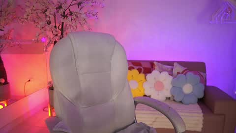 Jade Summer online show from April 2026 11:41:02 AM