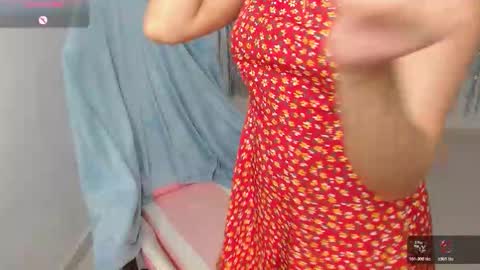 Snapshot of jadesunny chatting on January 2026 02:05:02 AM JADE 3 online show from January 2026 02:05:02 AM