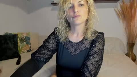 elena online show from May 2026 01:58:02 AM