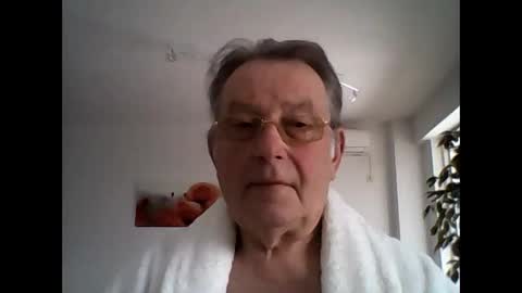 Snapshot of jahanc01 chatting on March 2026 08:27:02 AM Malko online show from March 2026 08:27:02 AM