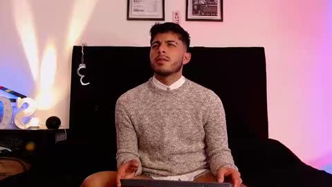 Jaiden online show from December 2025 04:32:01 AM