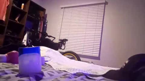 jaidenblake online show from February 2025 09:43:01 AM