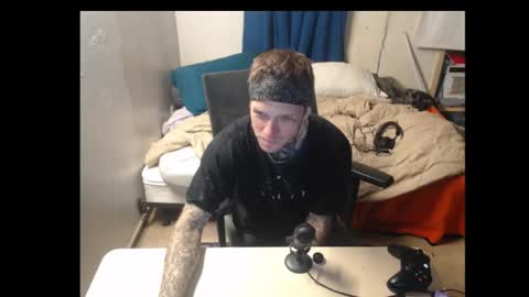 showingitoff online show from October 2025 01:20:02 AM