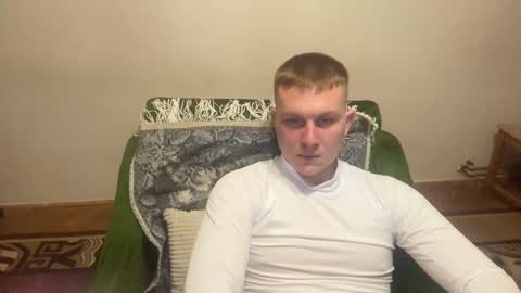 Max online show from November 2025 08:20:02 PM