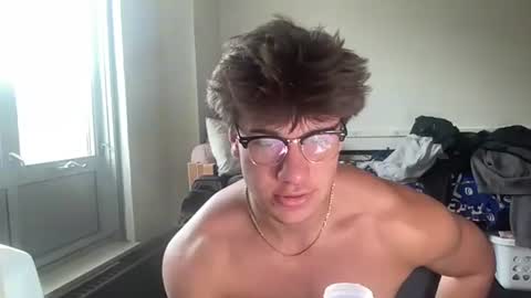 Snapshot of jake_brick chatting on May 2026 06:13:02 PM jake_brick online show from May 2026 06:13:02 PM