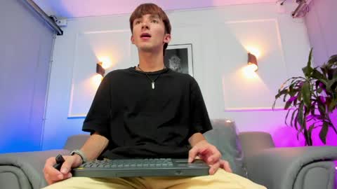 Snapshot of jake_evanss_ chatting on April 2026 04:50:02 AM JAKE online show from April 2026 04:50:02 AM